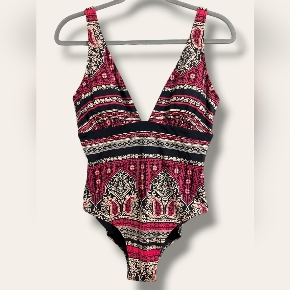 Zingara Red Black Floral Paisley Plunging V-Neck One-Piece Swimsuit Sexy Couture